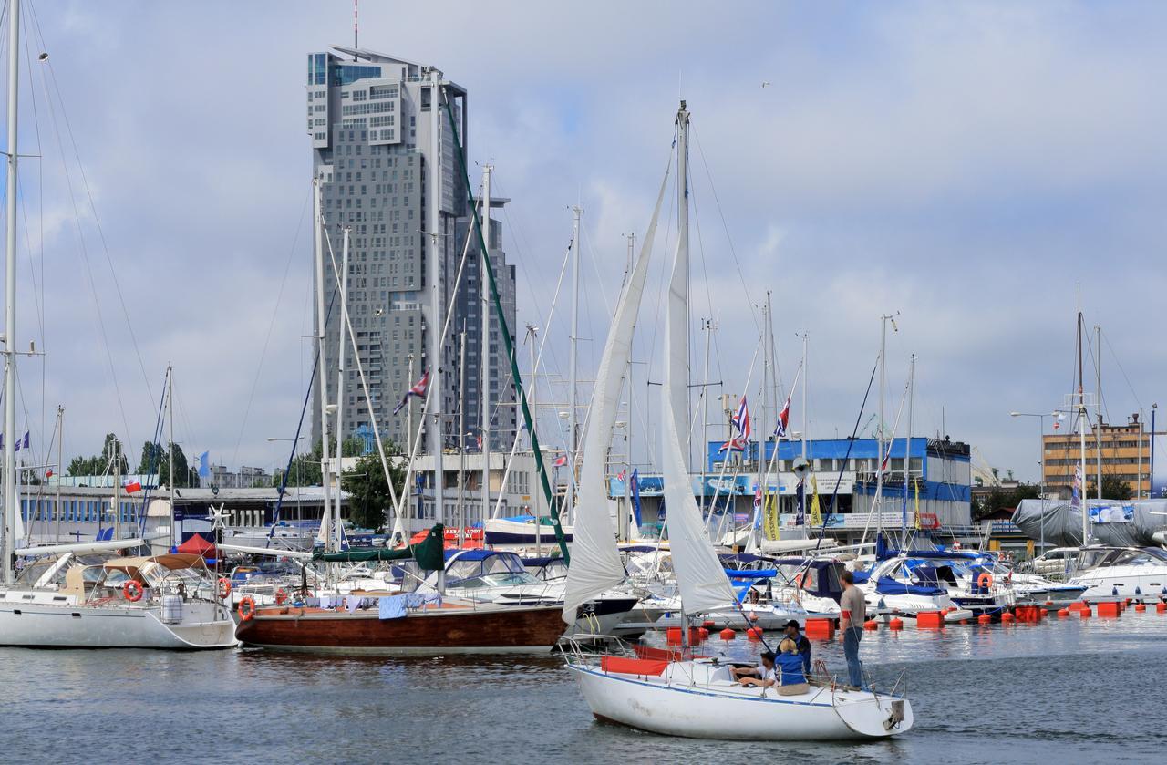 The Marine Plaza - Sea Towers Appartement Gdynia Buitenkant foto